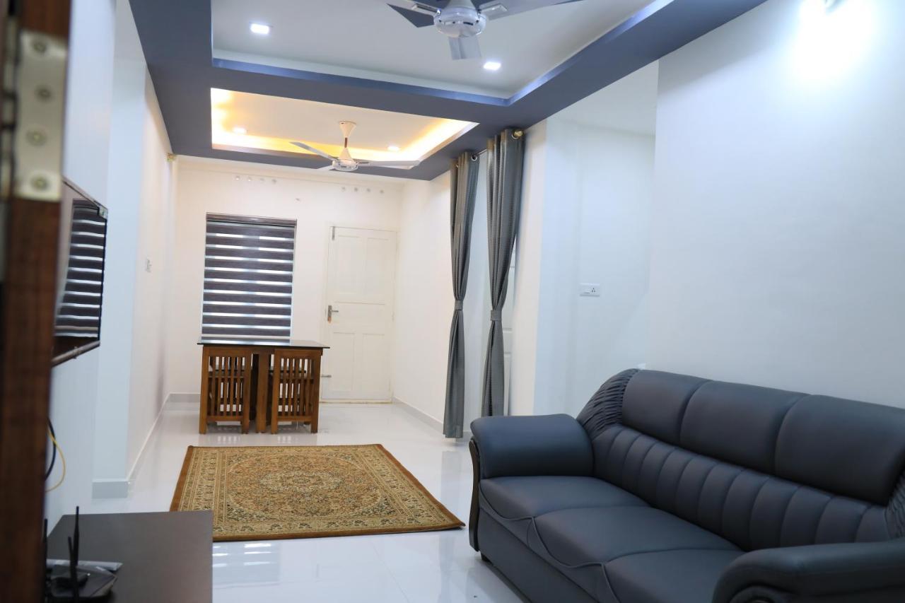 Yelza Hotel And Residence Alwaye Eksteriør bilde