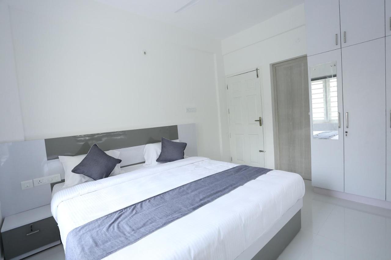 Yelza Hotel And Residence Alwaye Eksteriør bilde